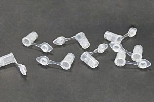 Tank, 10001076, Fluidic 833, Luer, PP, 200 µl with Venting Cap and Venting Membrane, Microfluidic ChipShop